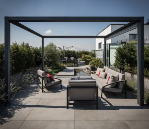 LA-CAVA Dachterrasse mit Natursteinplatten