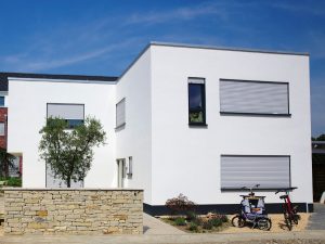 LA-CAVA-Bruchsteinmauer-minimalistisch