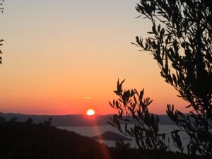 la-cava-sonnenuntergang-von-der-Terrasse-aus